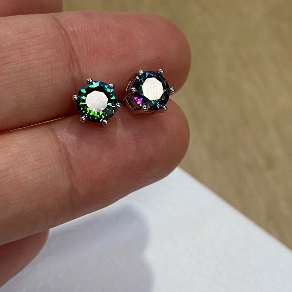 Mystic topaz rainbow crystal stud earrings - Picture 7 of 7